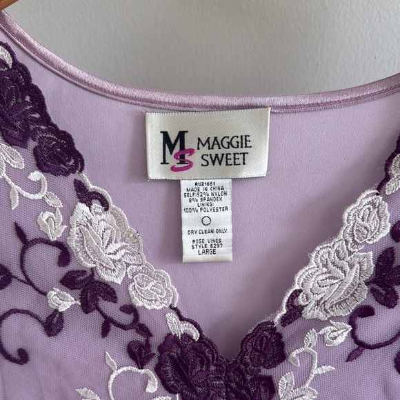 MAGGIE SWEET VINTAGE l Purple Lace Floral Embroidered Top Y2K LARGE - Picture 2 of 6